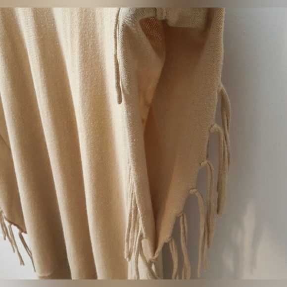 Michael Kors fringe cowl neck poncho sweater Large - Picture 6 of 12